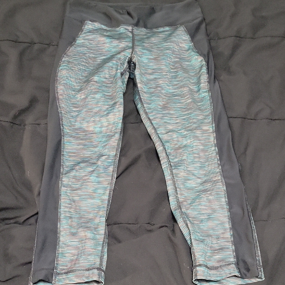 5/$20**RBX Small Black And Heathered Turquoise Capris